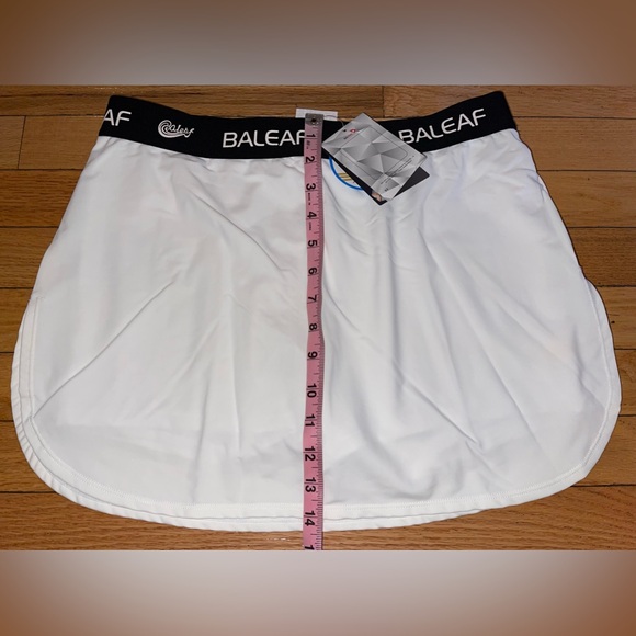 NWT BALEAF White Tennis UPF 50+ Skirt Shorts Skort Women’s Large - Picture 6 of 8
